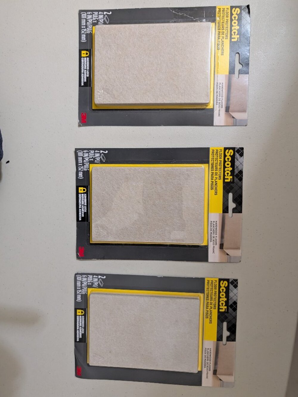 3 packs with two large pads each new